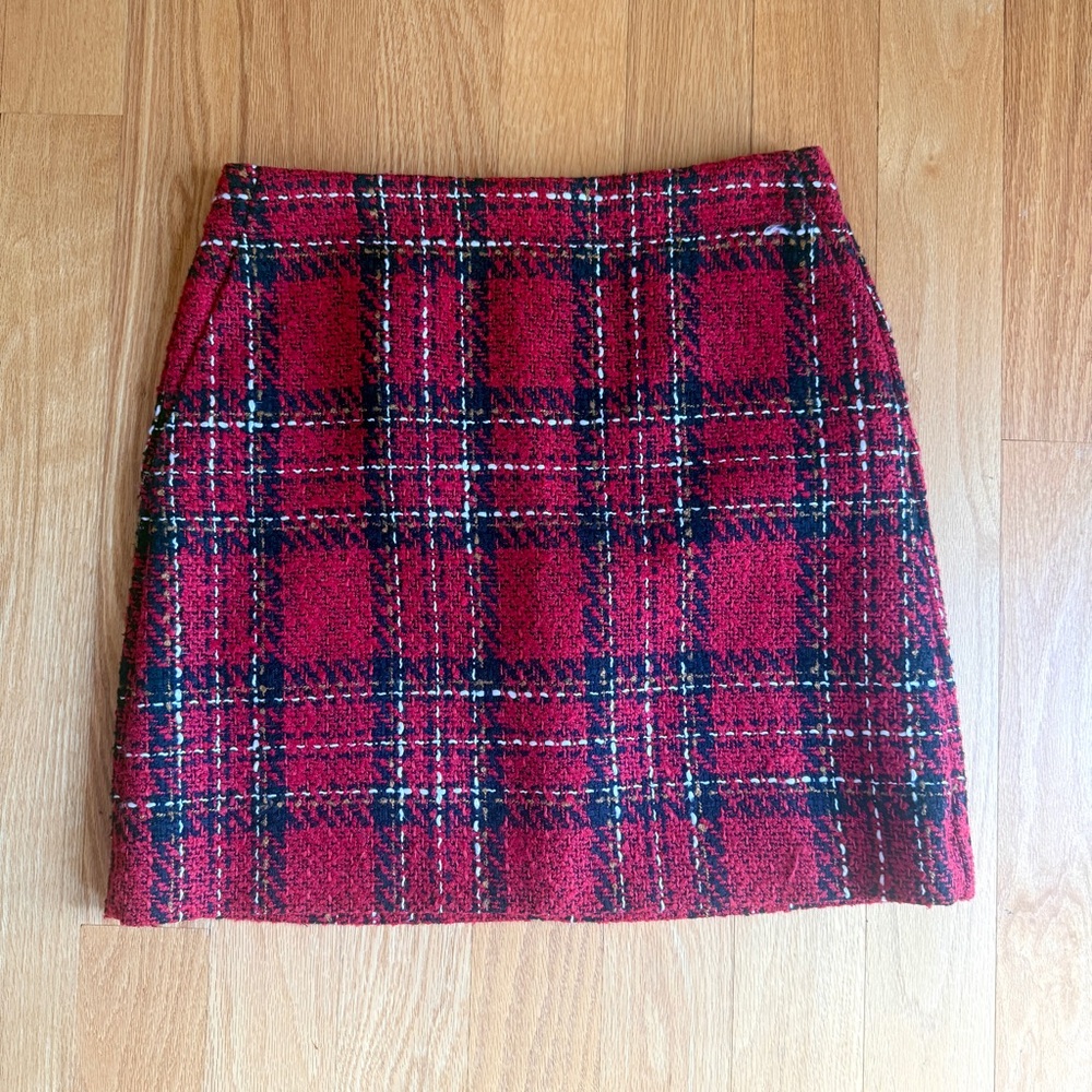 Loft Plaid Winter Skirt Size 6 Red/Black